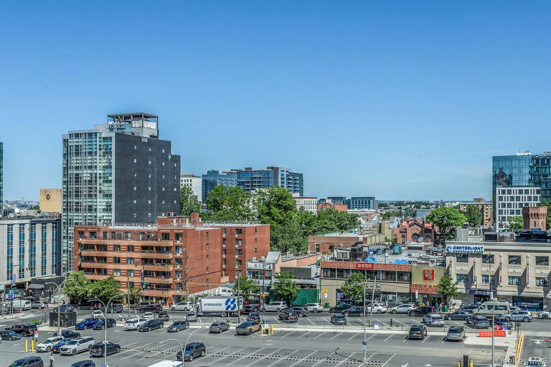 138-35 39th Avenue Unit: 13L