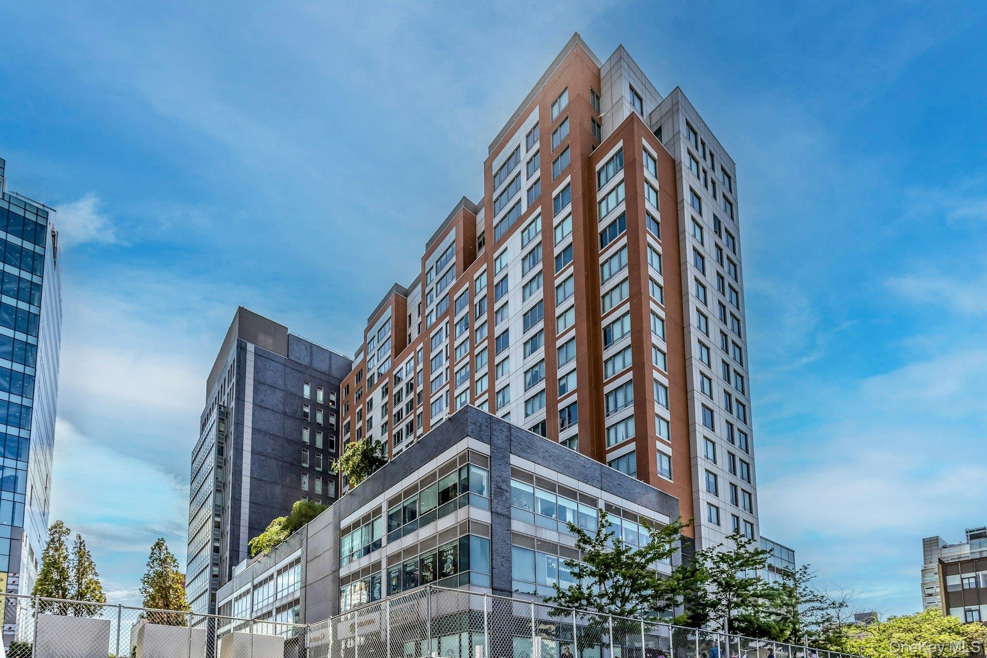 138-35 39th Avenue Unit: 13L