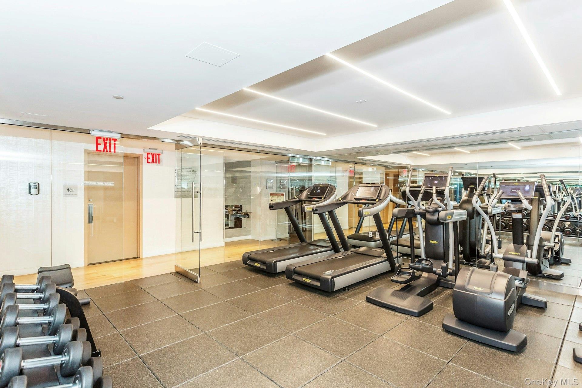138-35 39th Avenue Unit: 13L