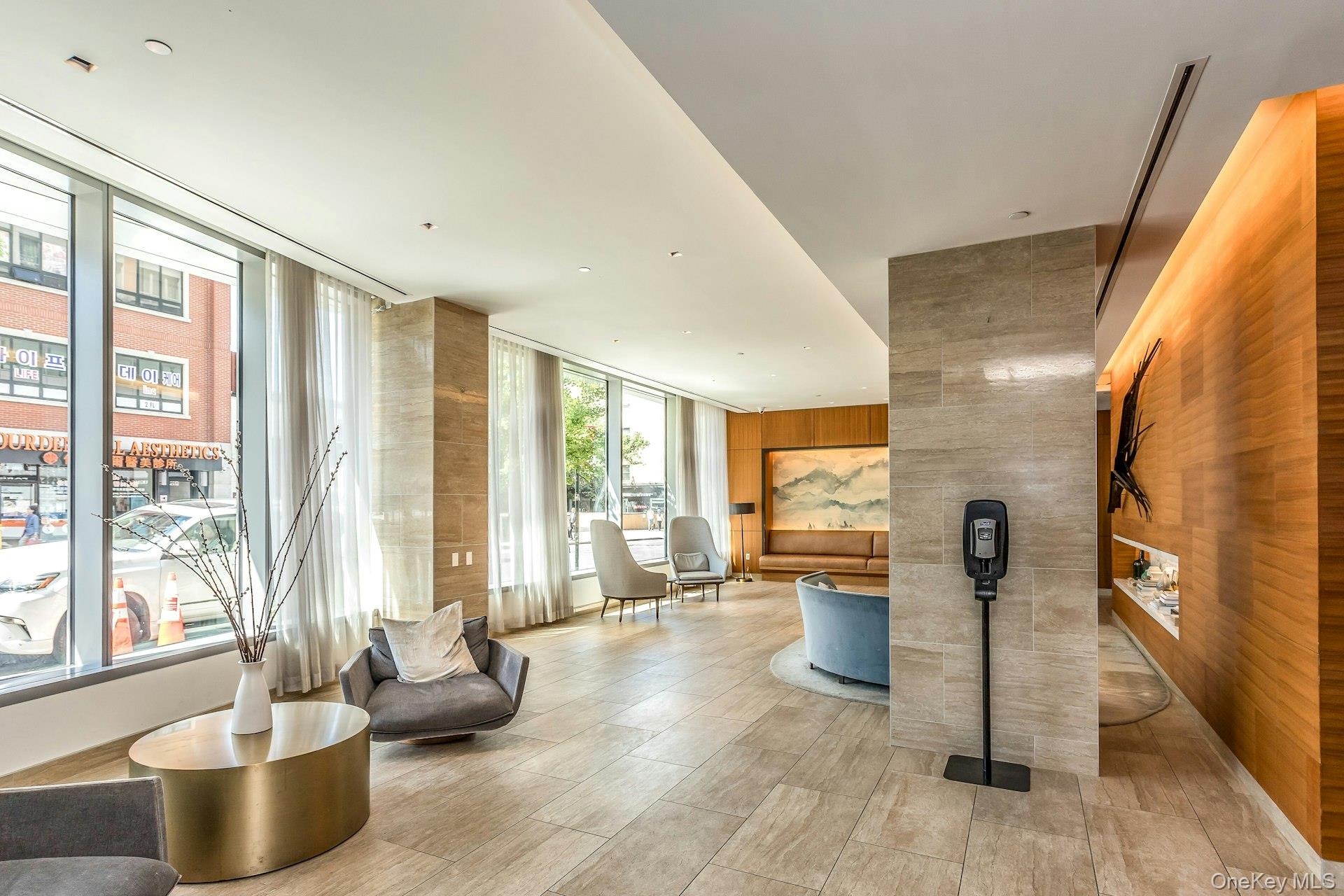 138-35 39th Avenue Unit: 13L