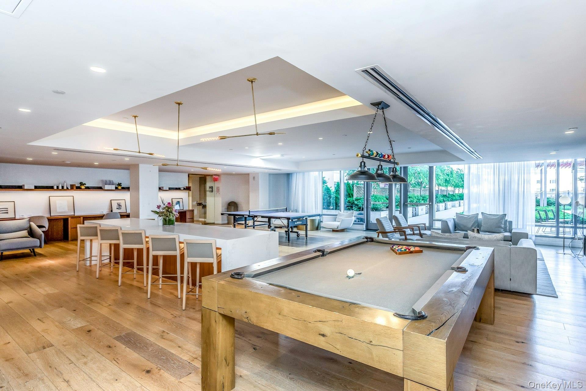 138-35 39th Avenue Unit: 13L