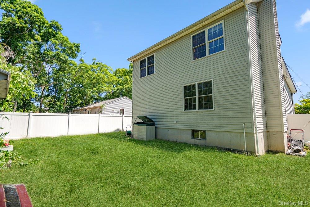 16 Gores Drive