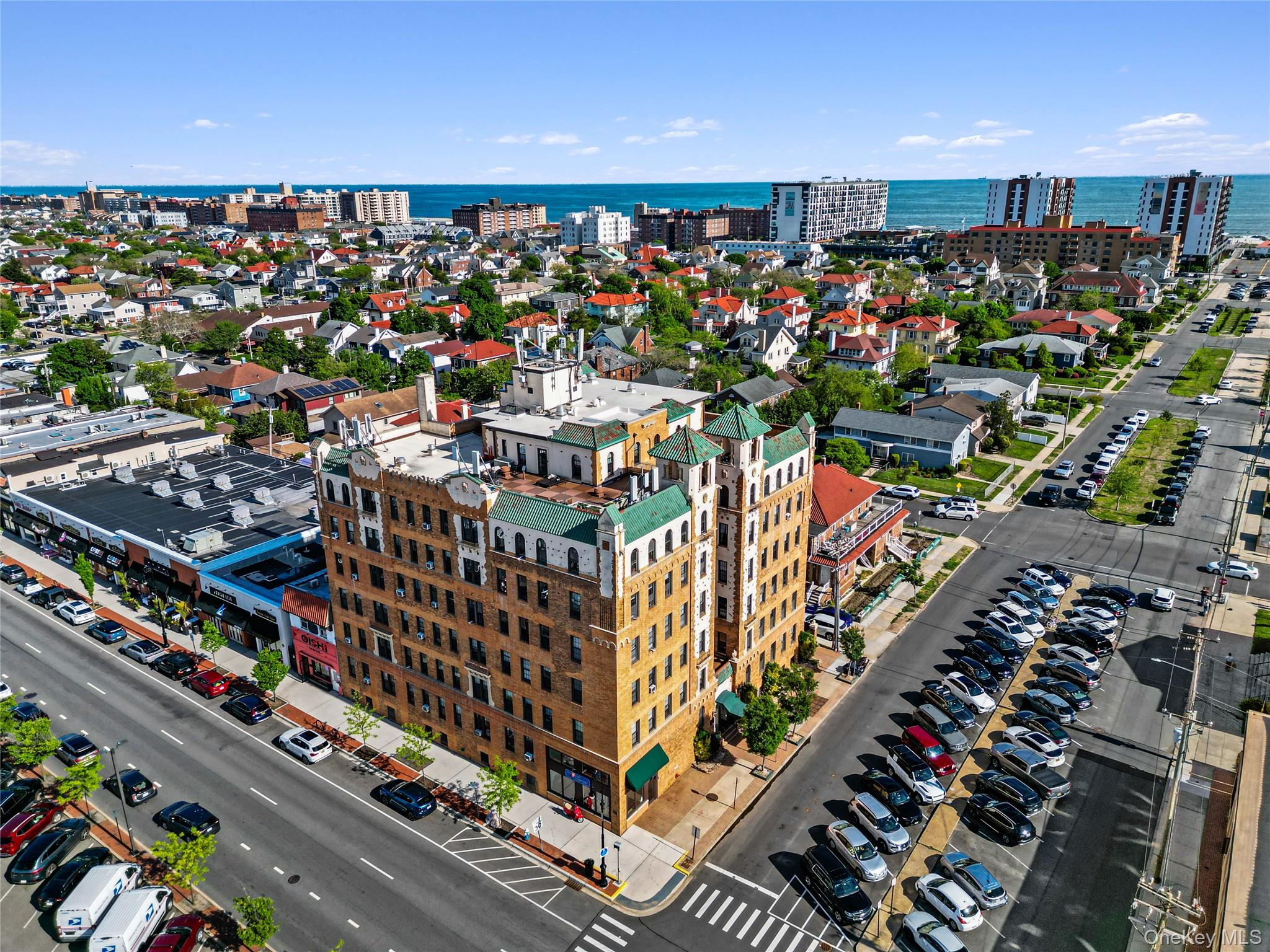 310 Riverside Boulevard Unit: 5F