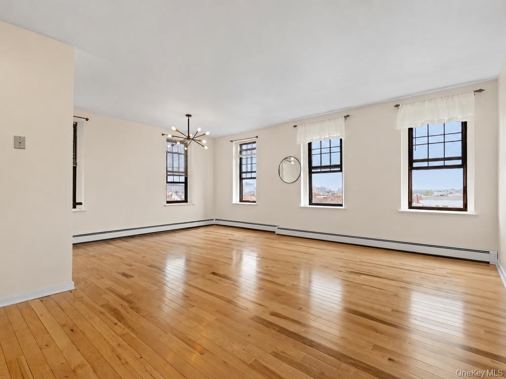 310 Riverside Boulevard Unit: 5F