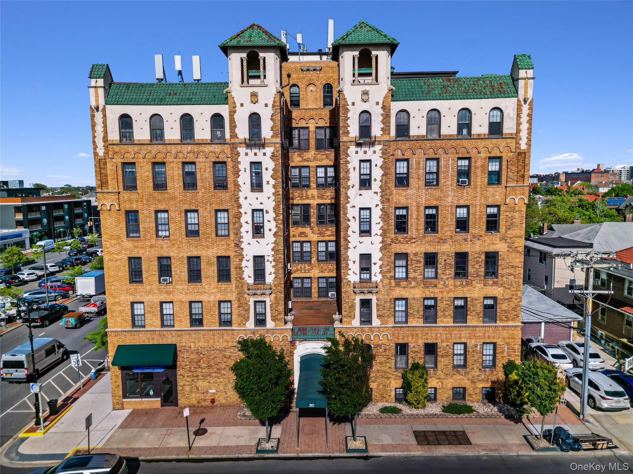 310 Riverside Boulevard Unit: 5F