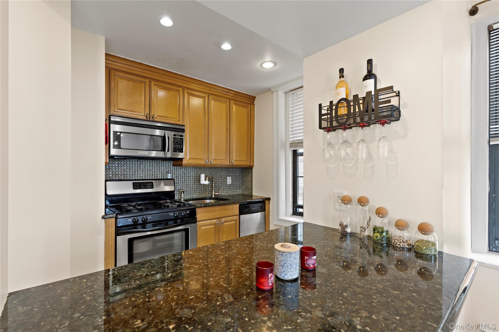 310 Riverside Boulevard Unit: 5F