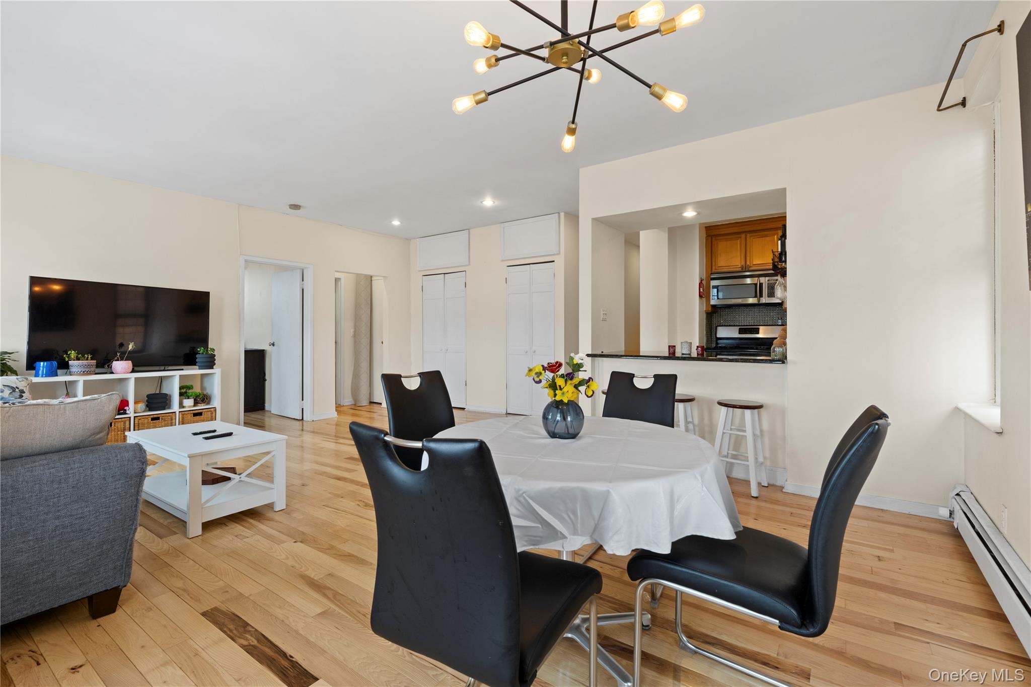 310 Riverside Boulevard Unit: 5F