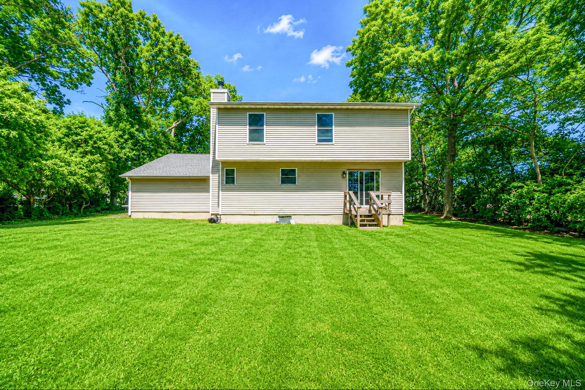 20 Essex Circle