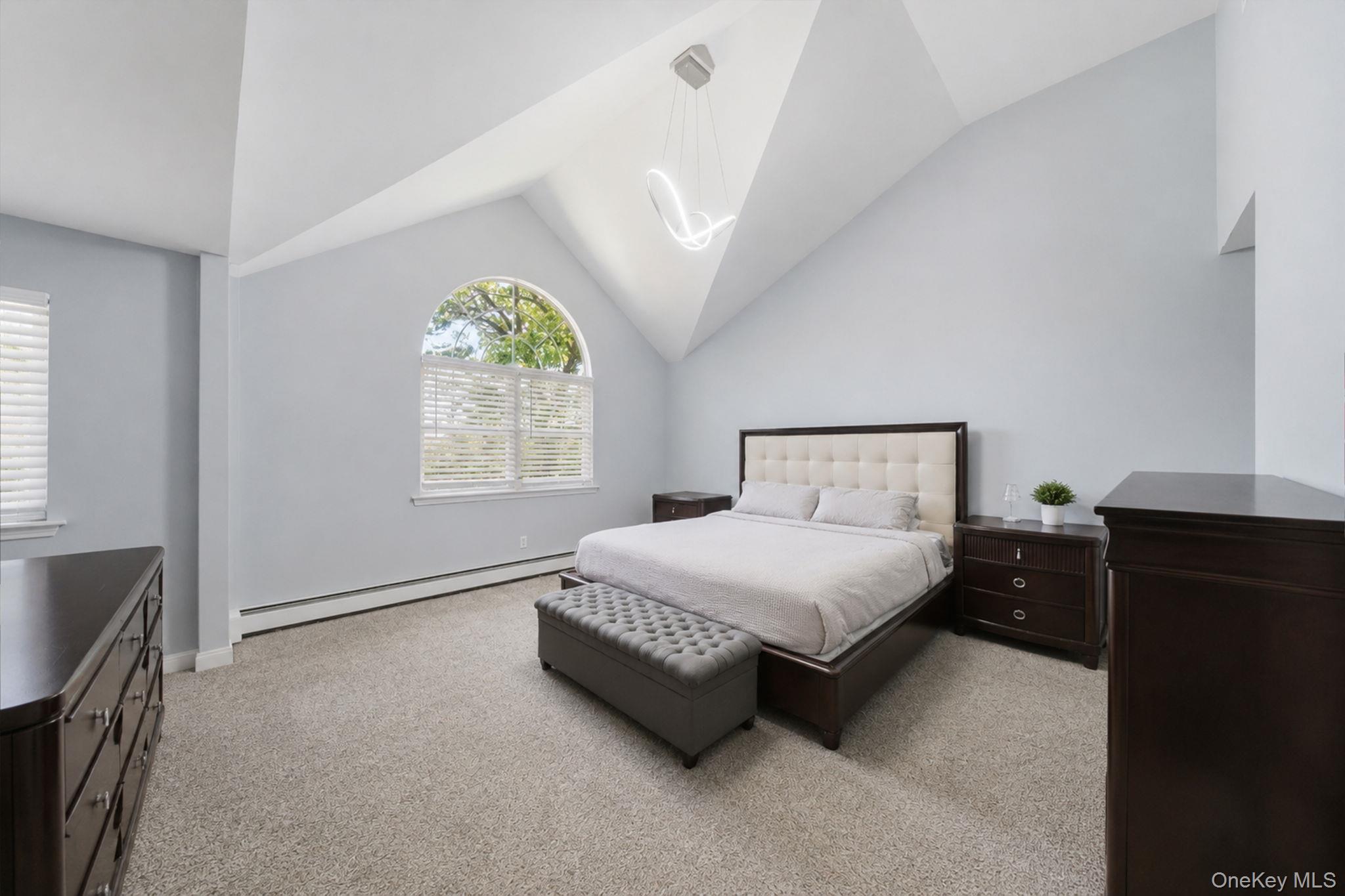 20 Essex Circle