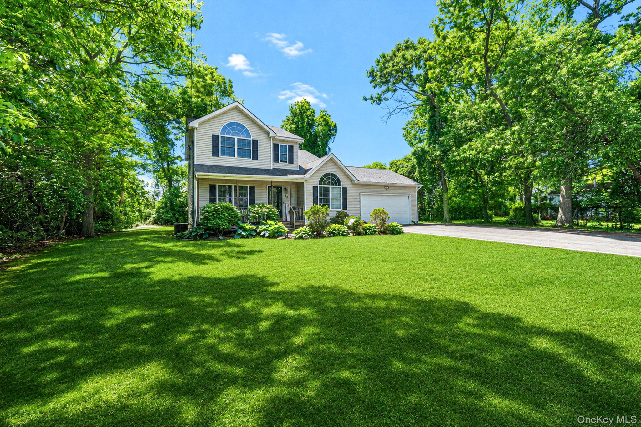 20 Essex Circle