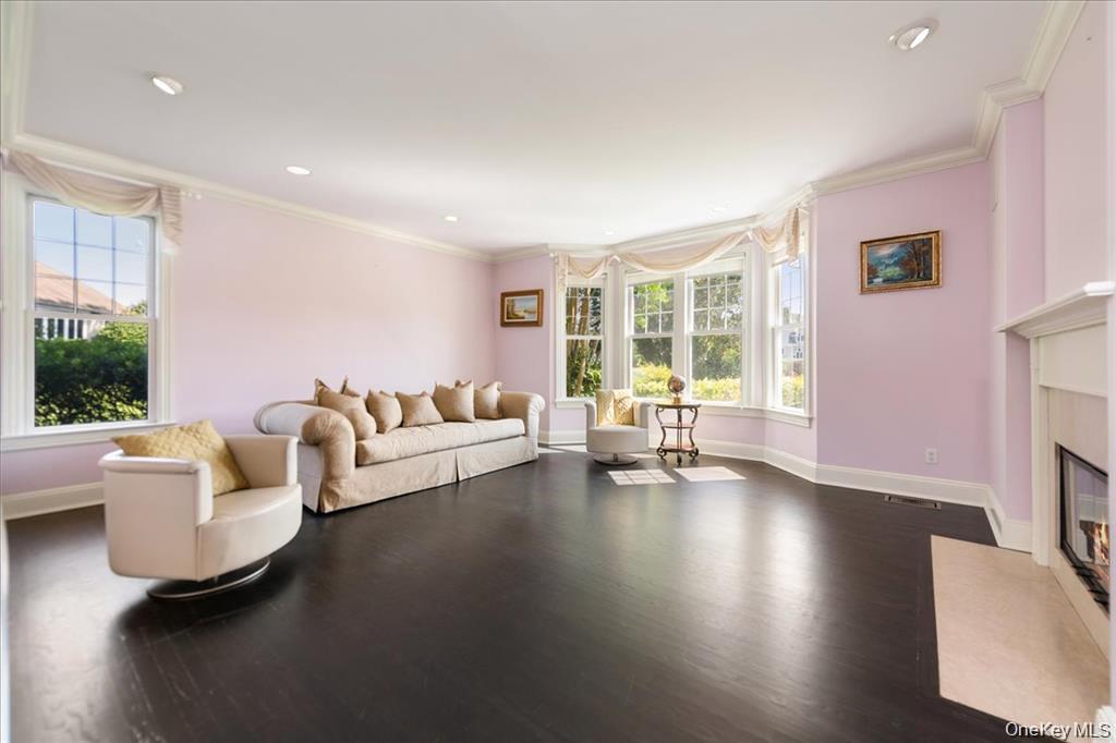 53 Pembroke Drive