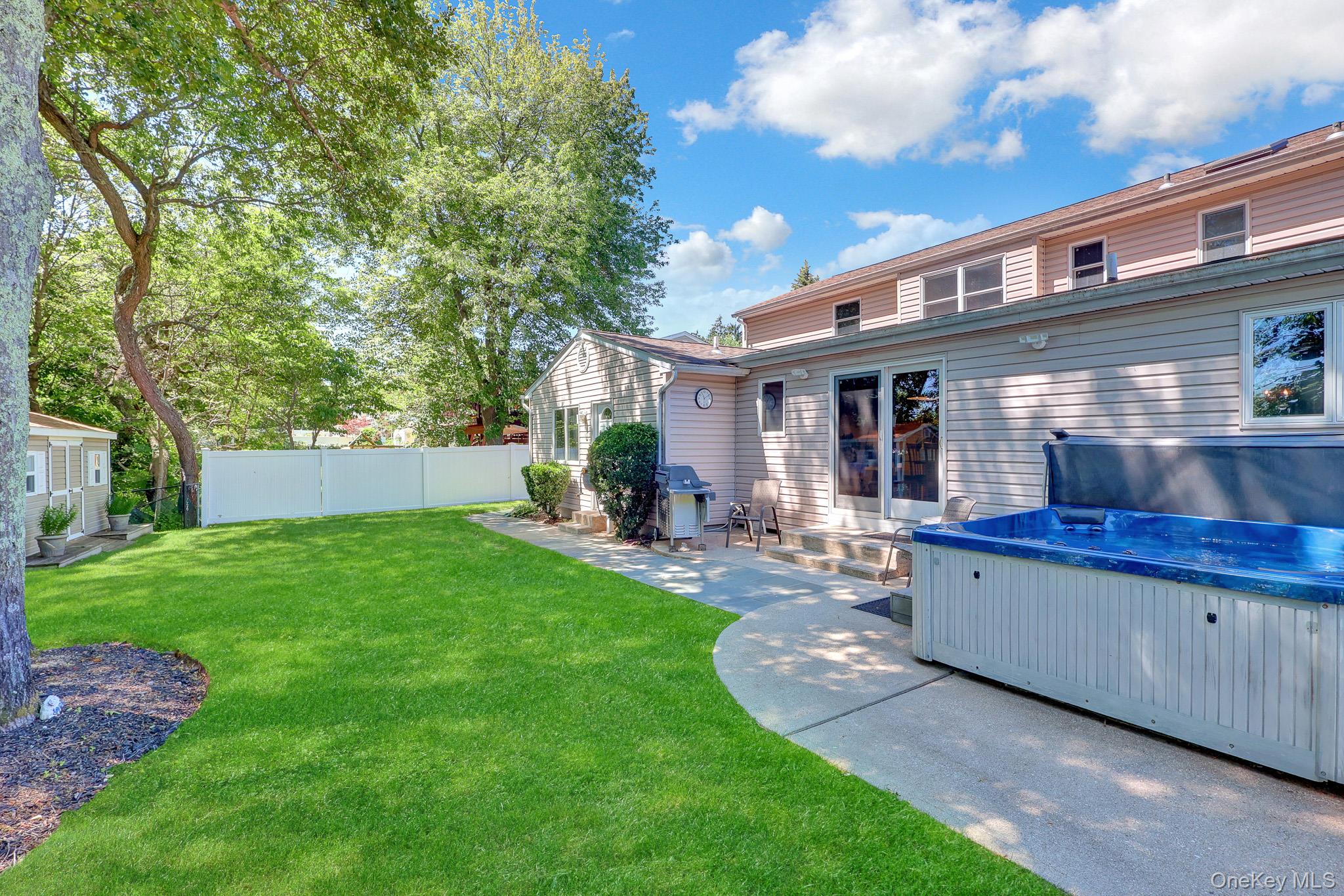 54 Sandy Hollow Drive