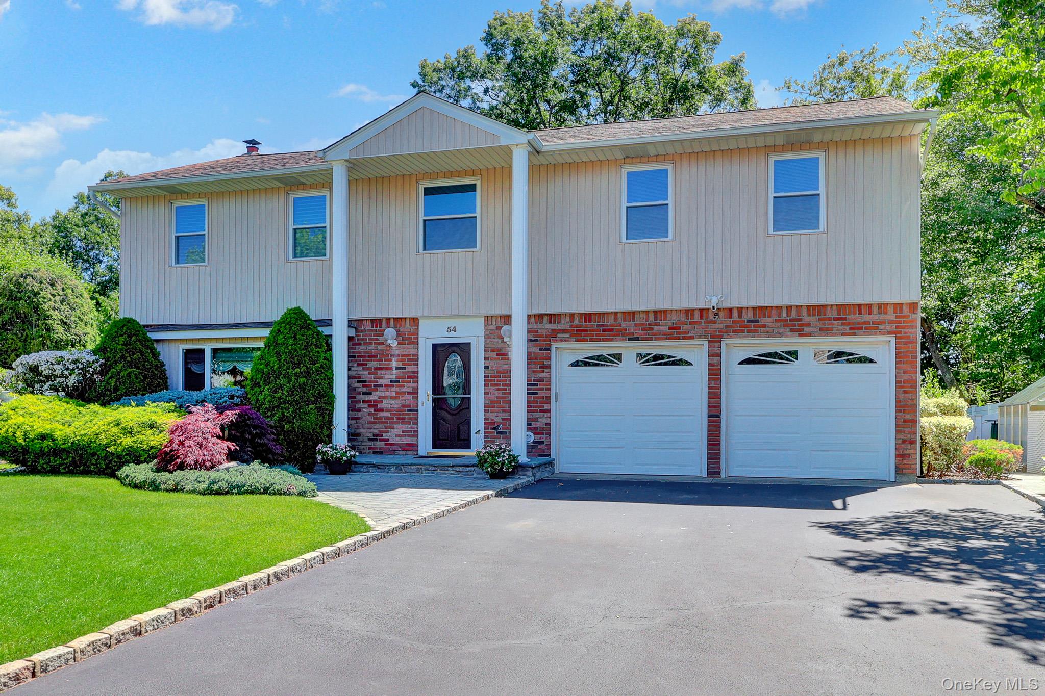 54 Sandy Hollow Drive