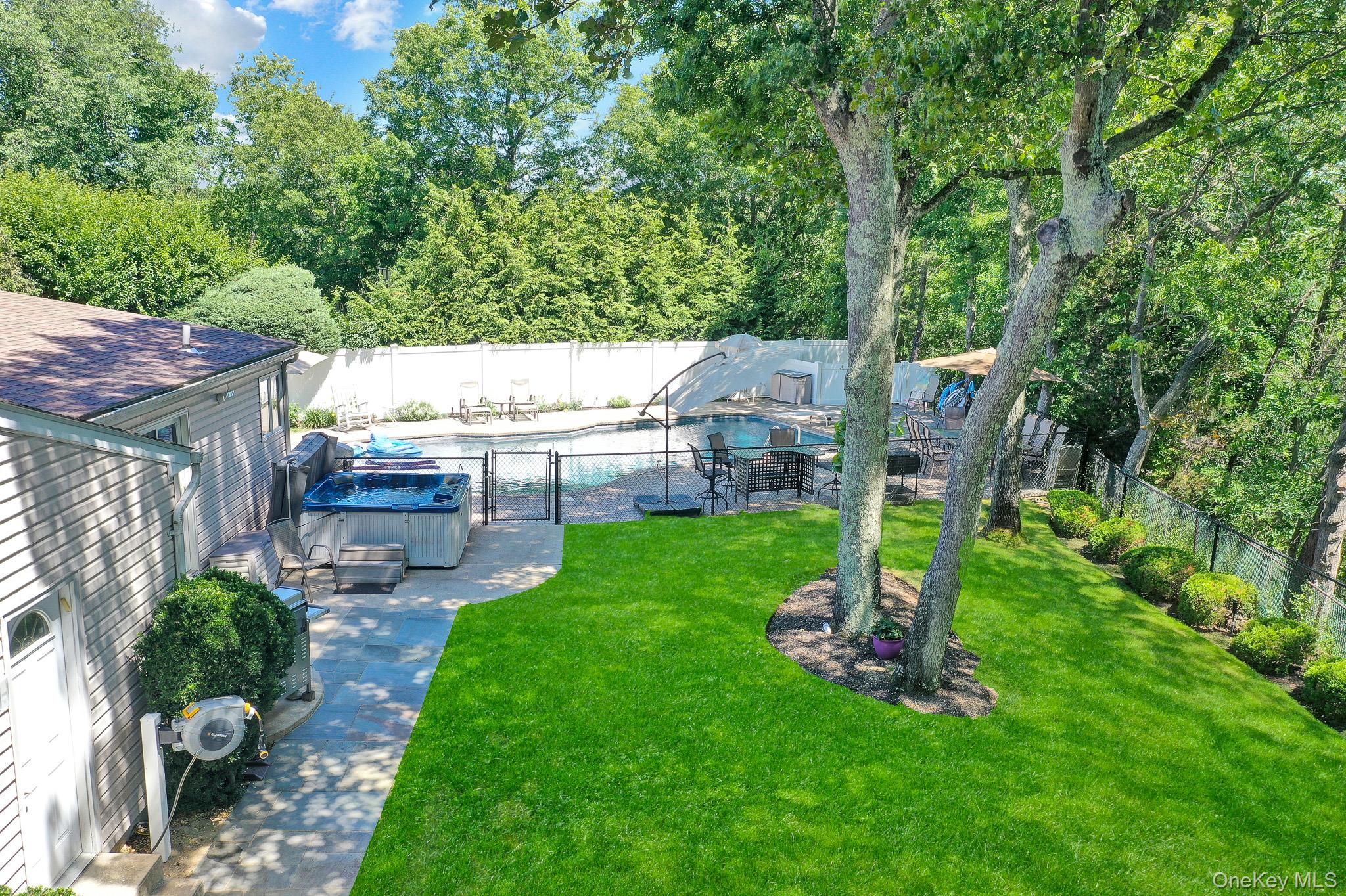 54 Sandy Hollow Drive
