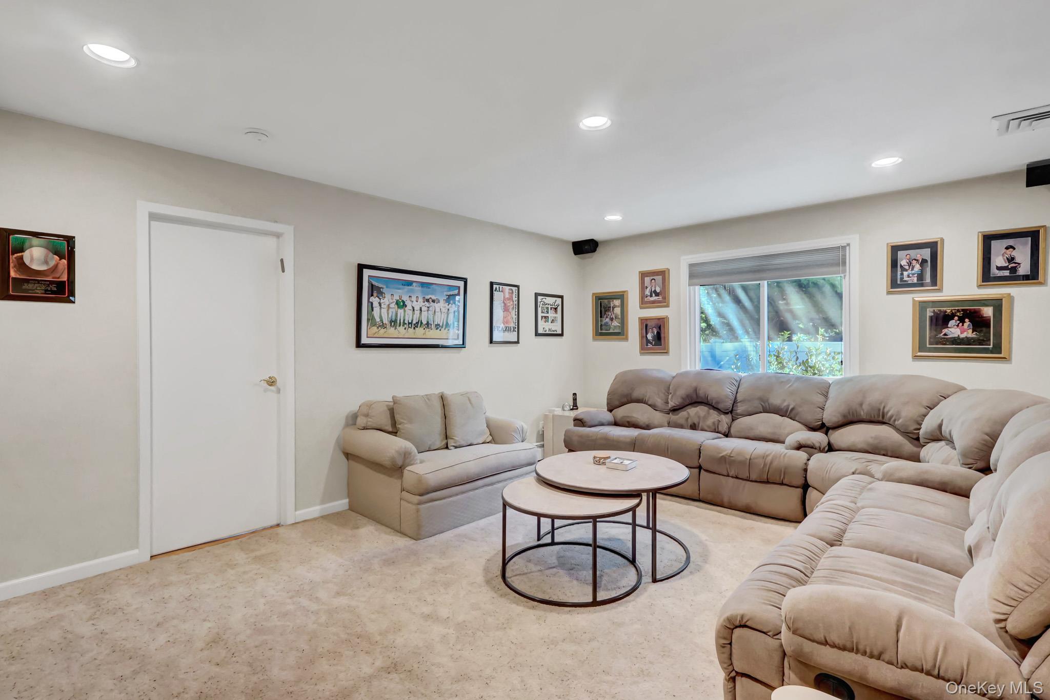 54 Sandy Hollow Drive