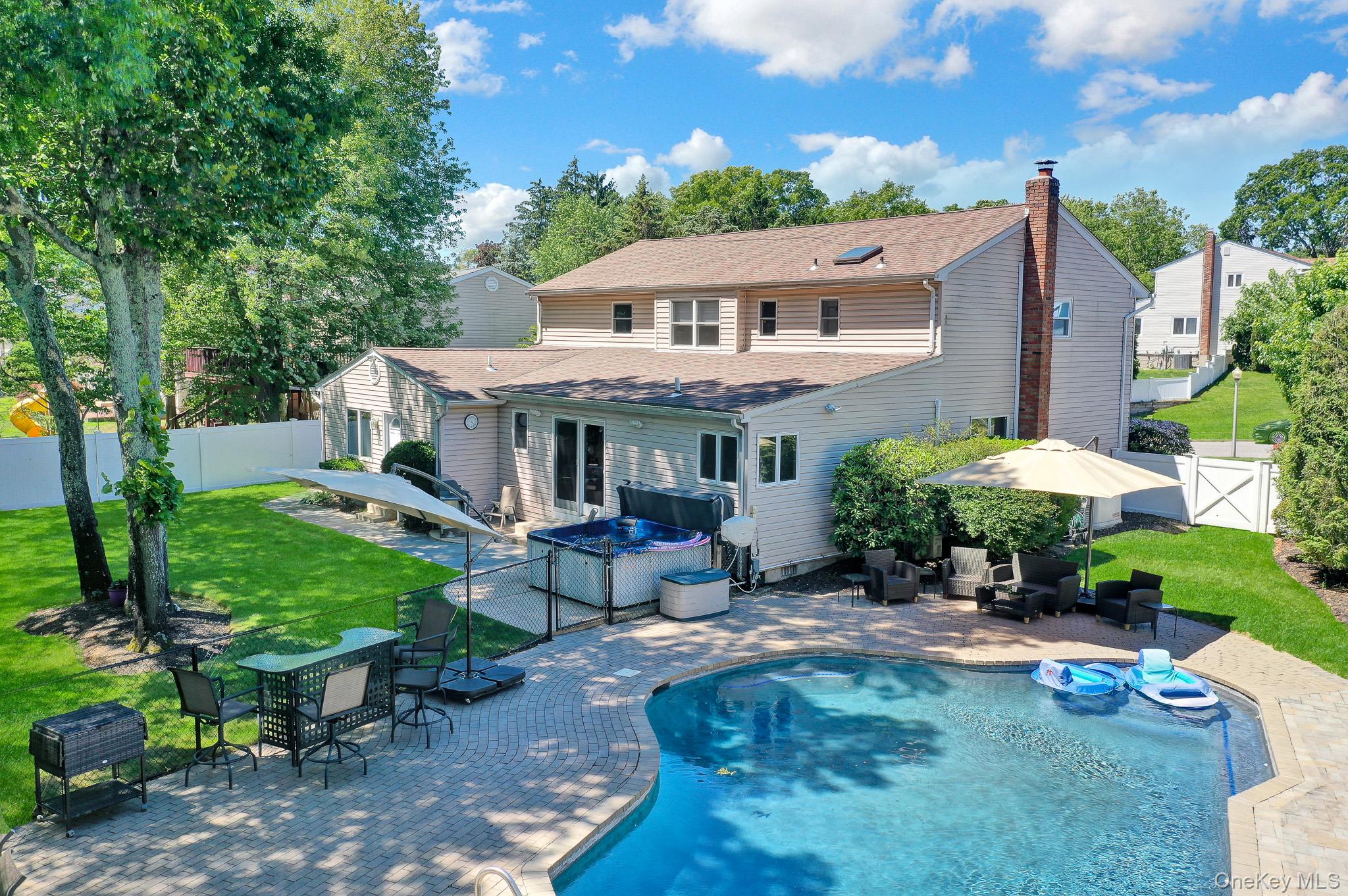 54 Sandy Hollow Drive