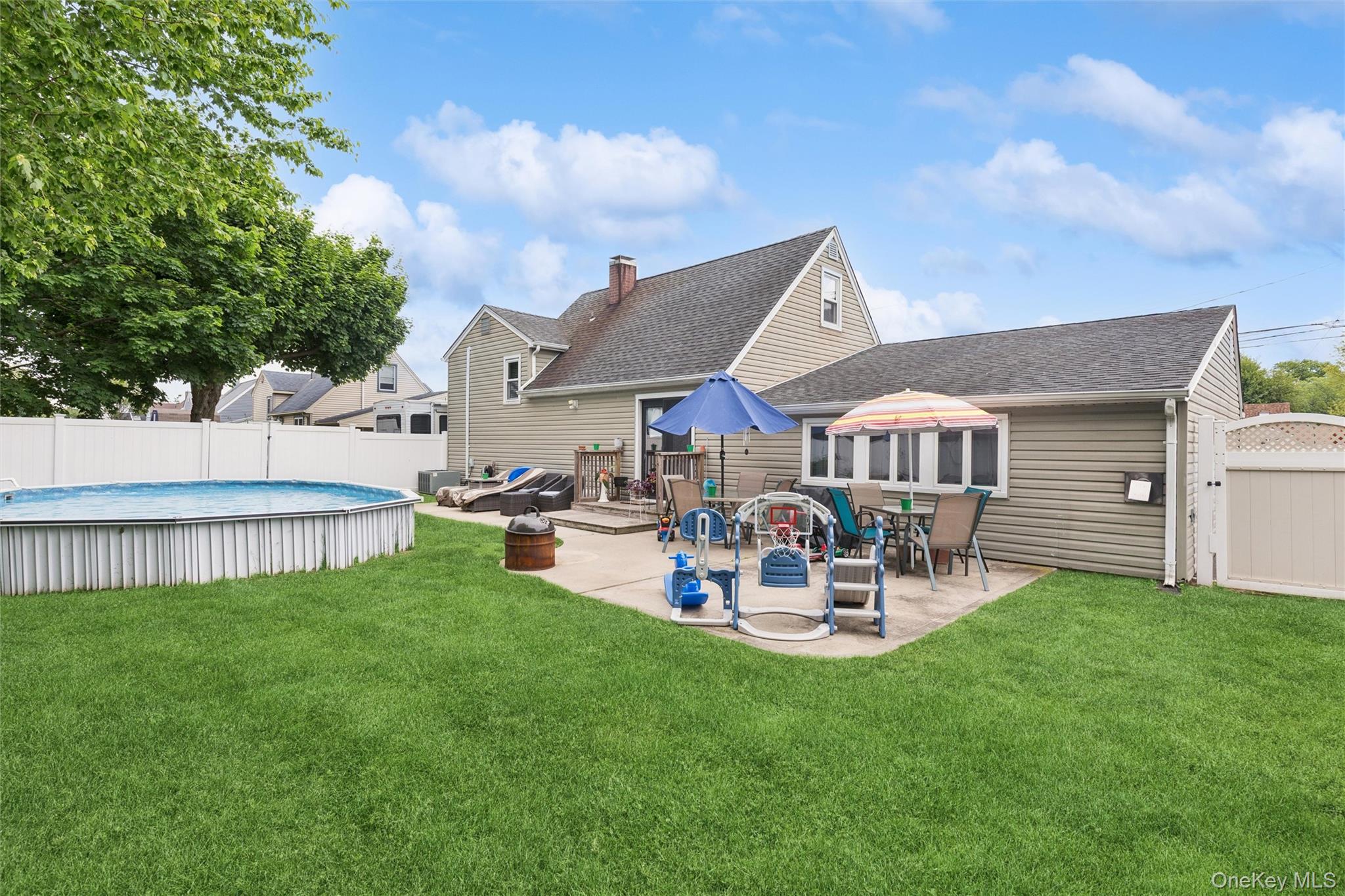1426 Ackerson Boulevard