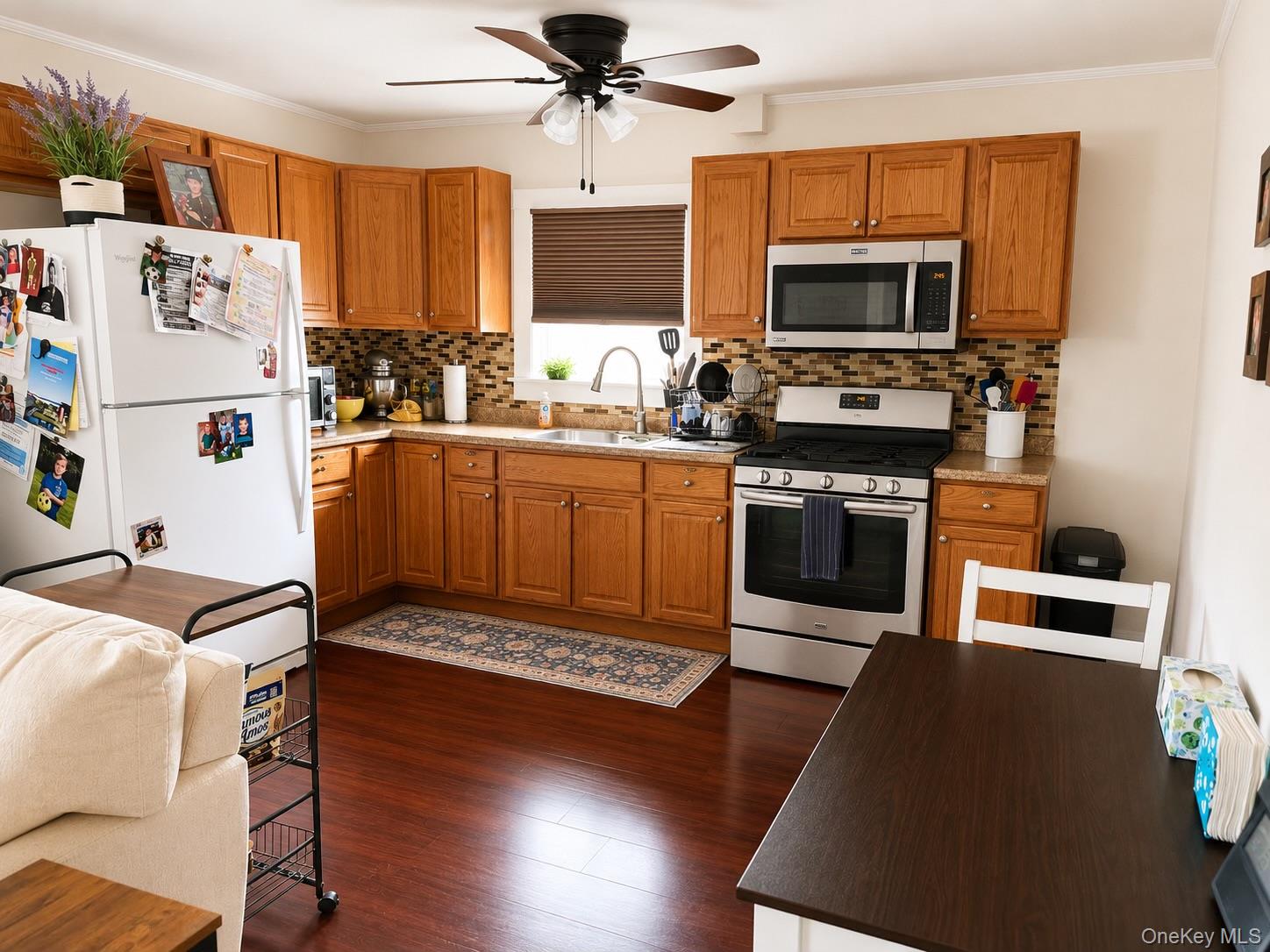 122 Radcliffe Road Unit: UPPER