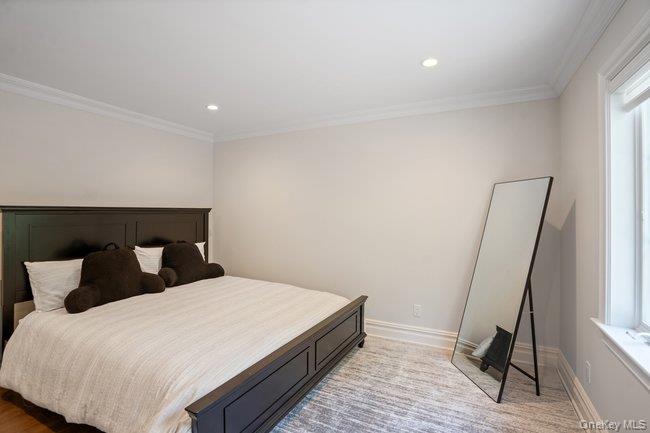 23 Woodbury Road