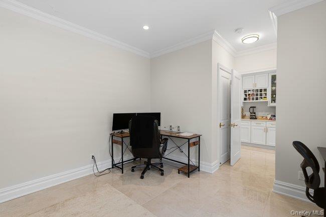23 Woodbury Road