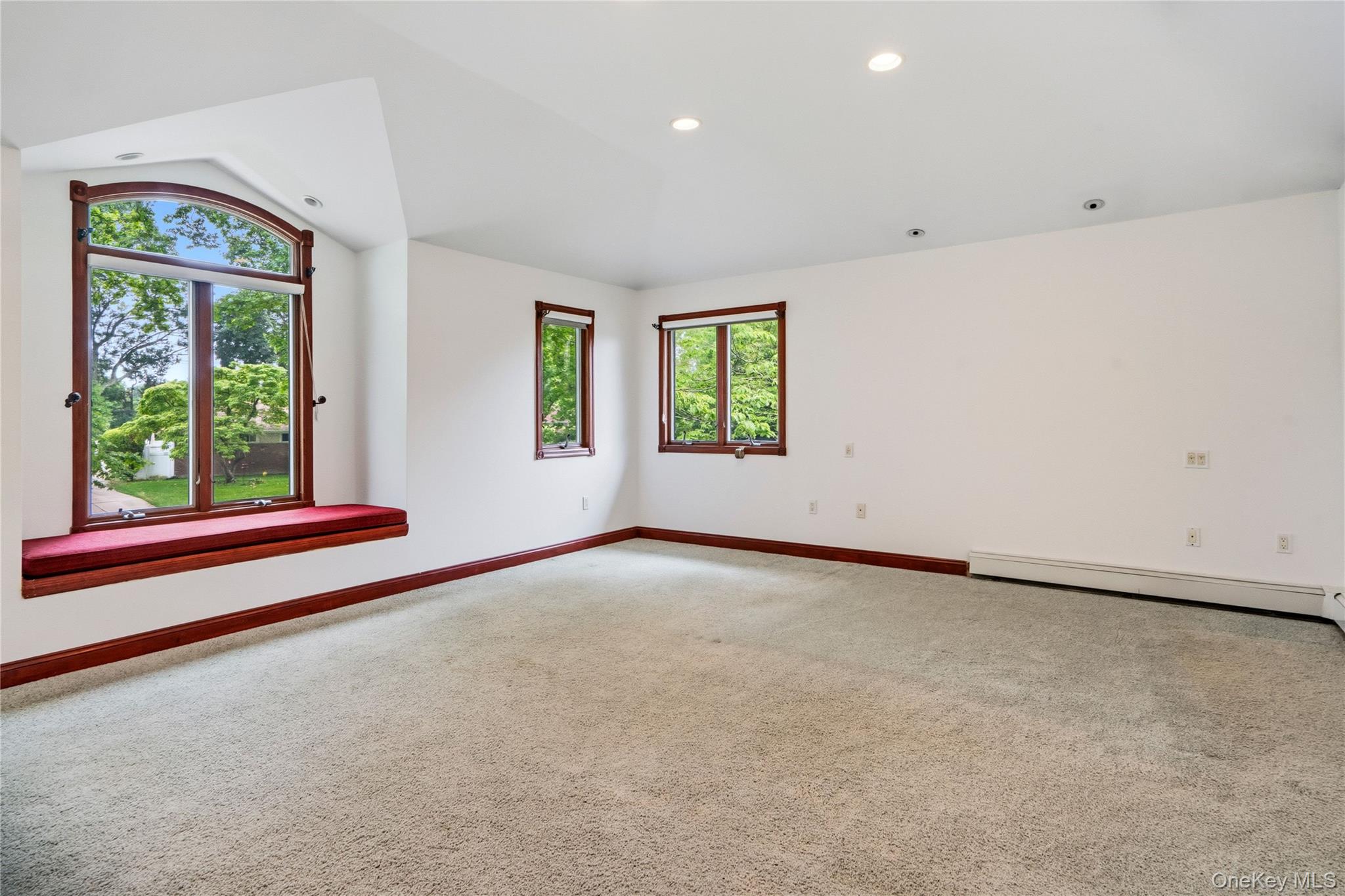 565 Mohawk Road