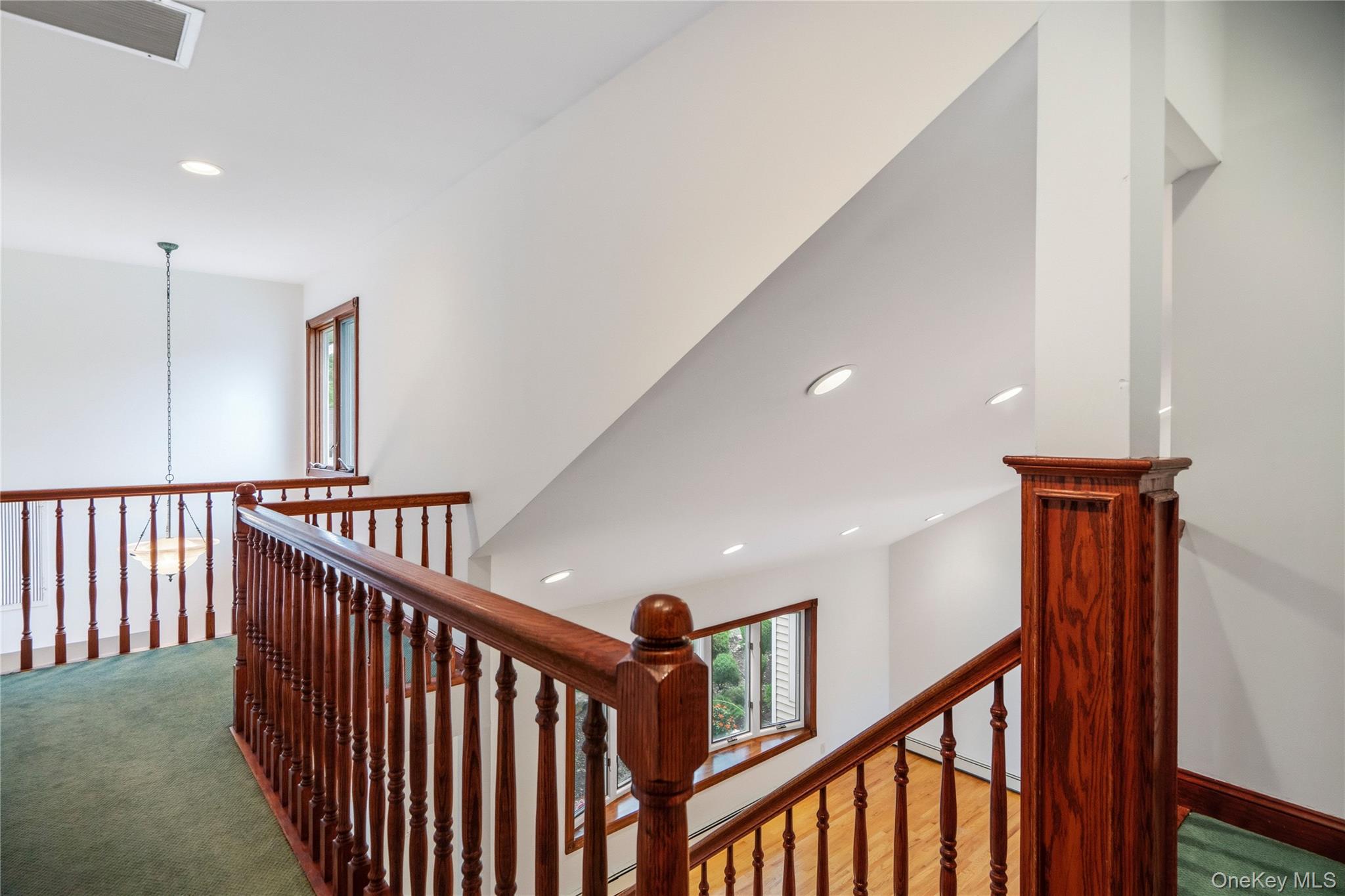 565 Mohawk Road