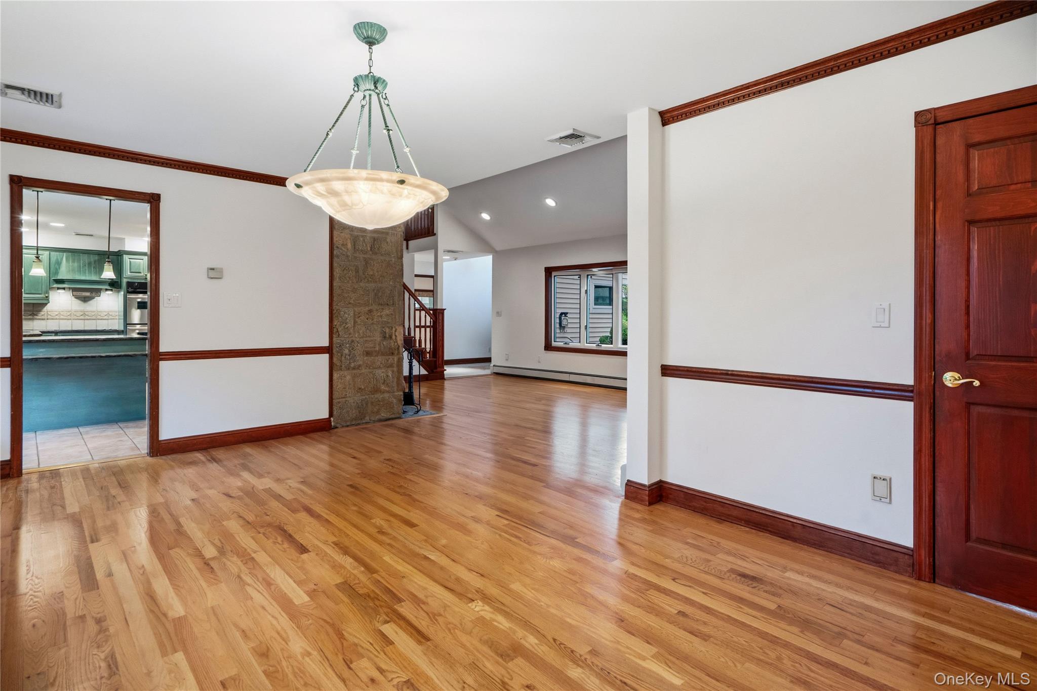 565 Mohawk Road