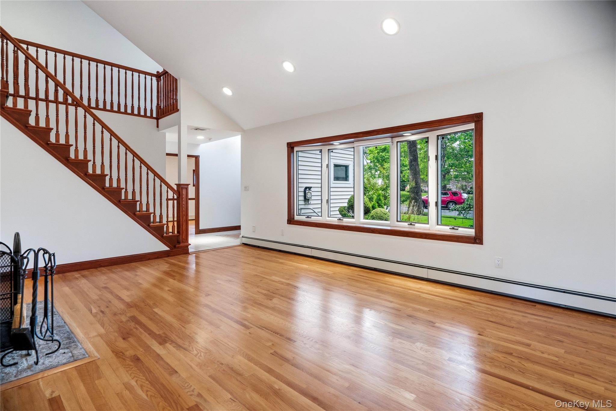 565 Mohawk Road