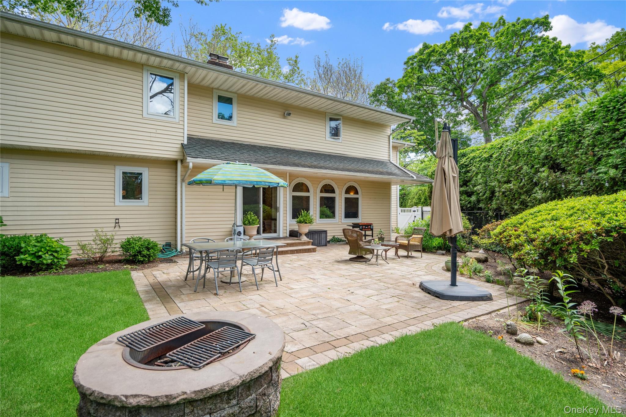 565 Mohawk Road