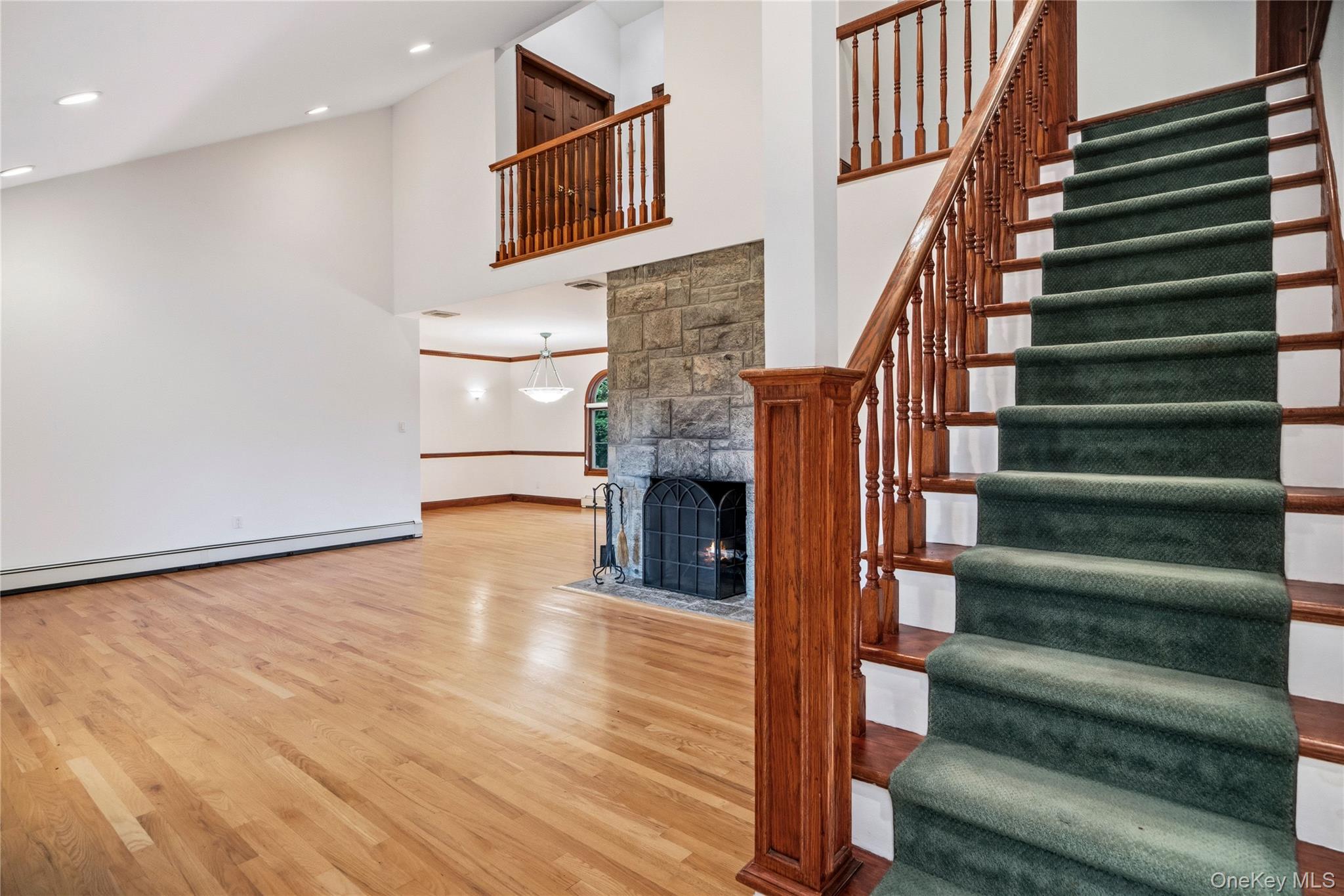 565 Mohawk Road