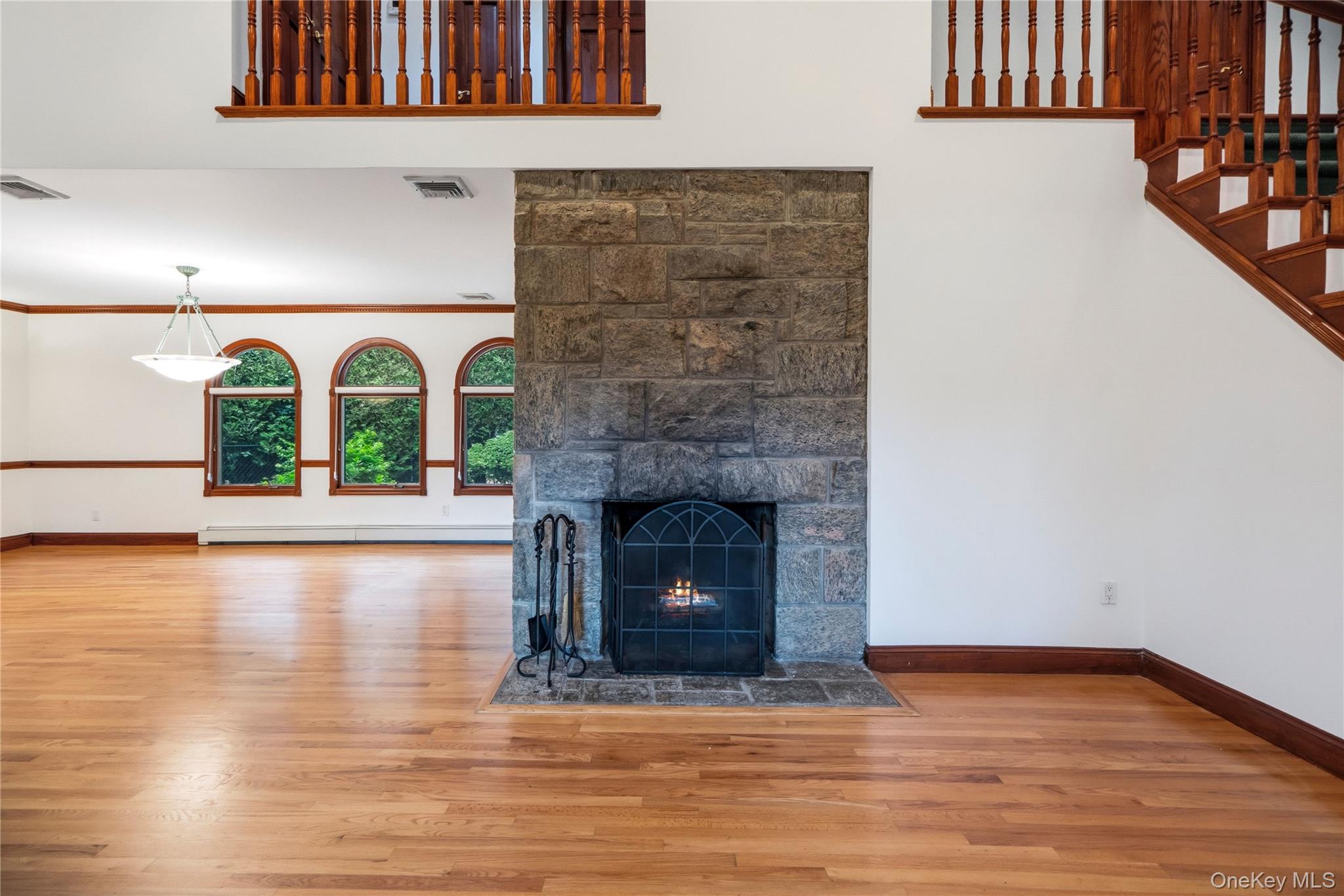 565 Mohawk Road