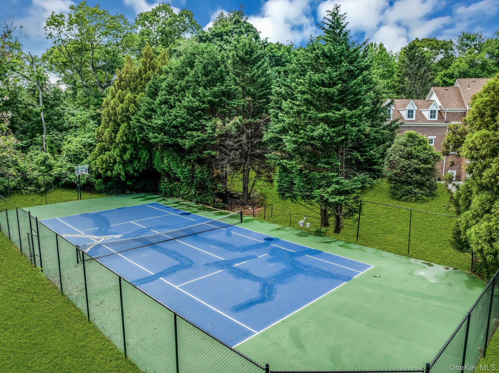12 Saddle Ridge Road