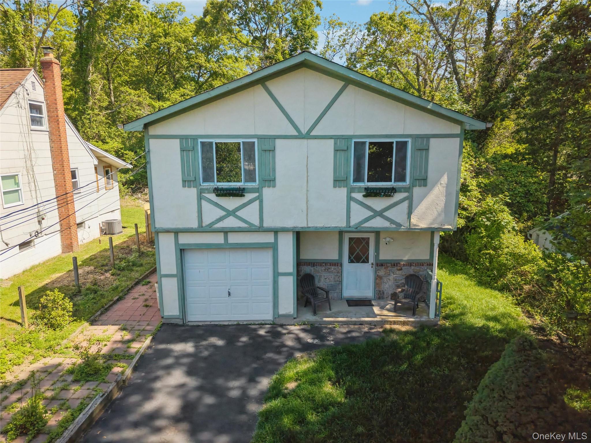 244 Lakeside Trail