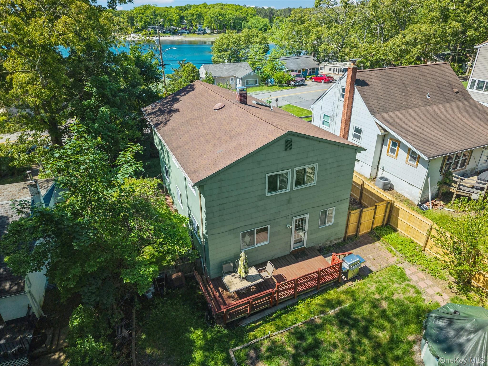 244 Lakeside Trail