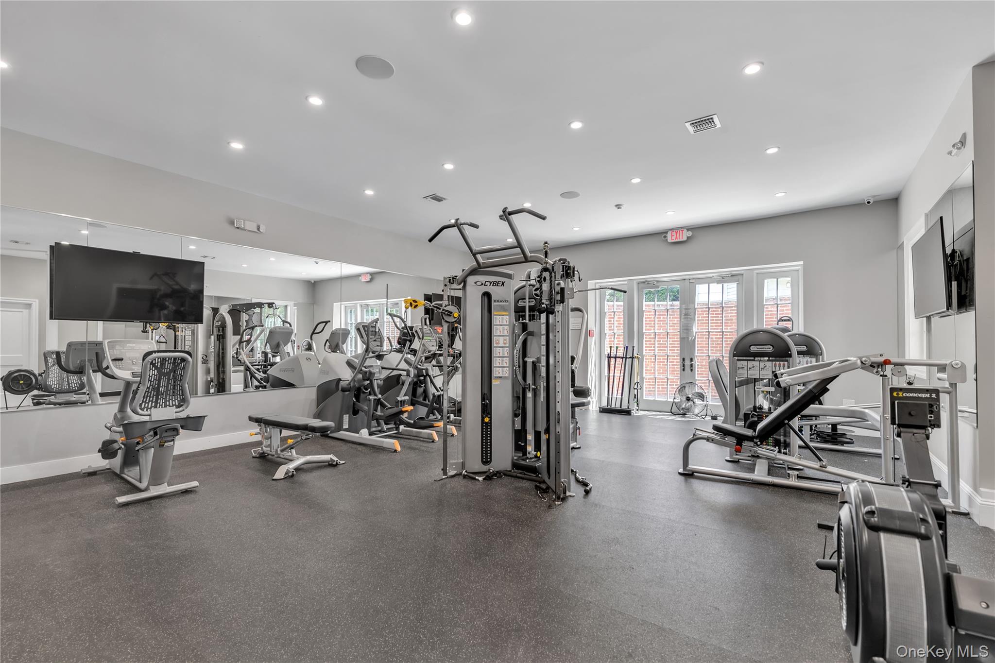 402 Grist Mill Circle