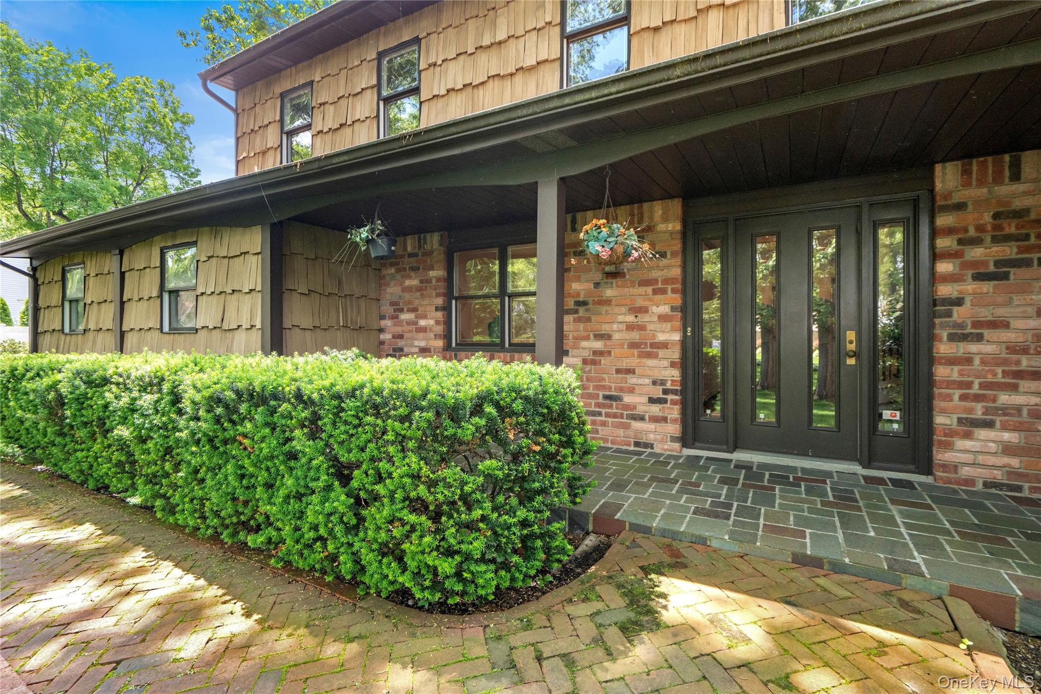 5 Simon Court