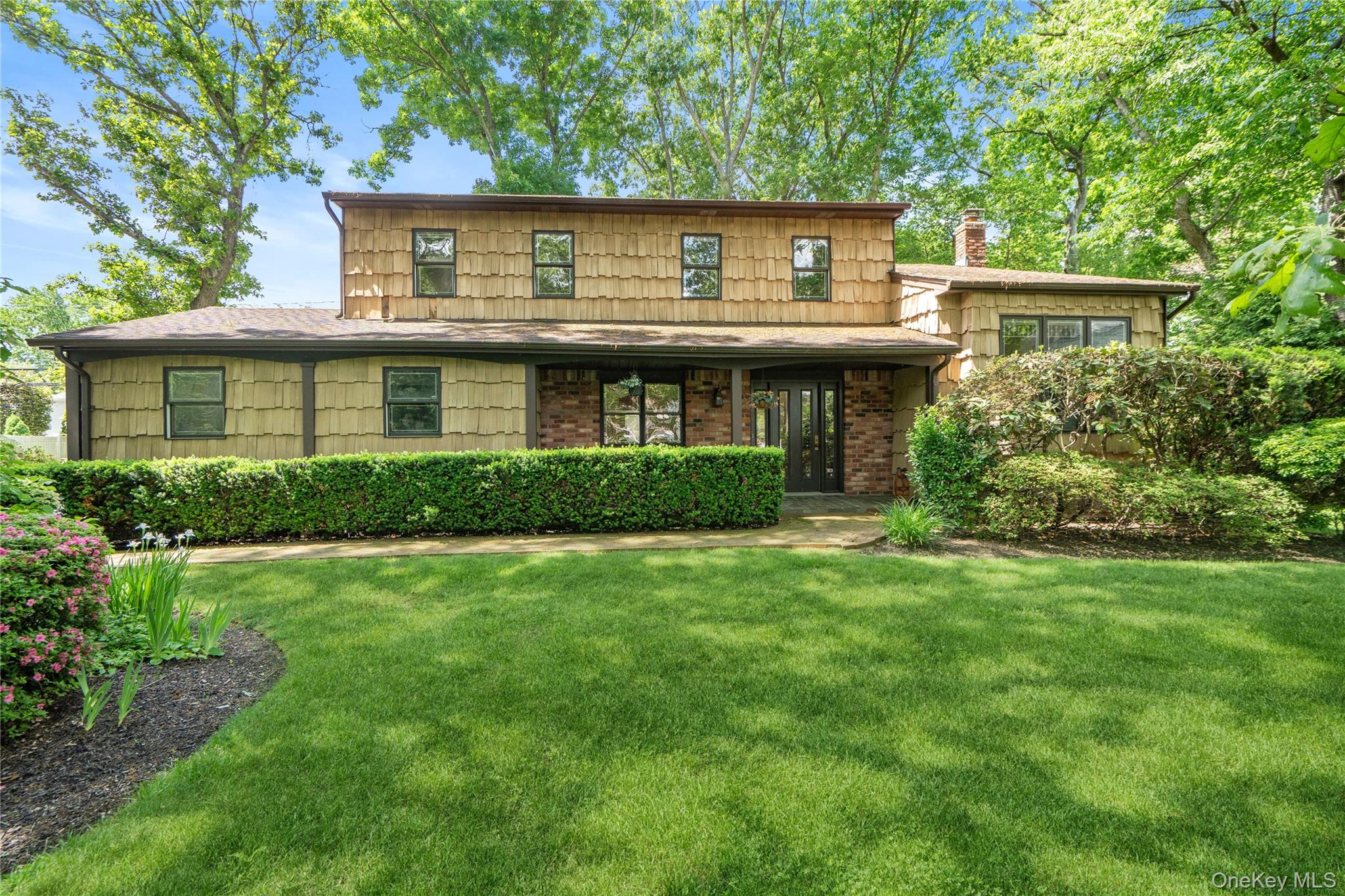 5 Simon Court