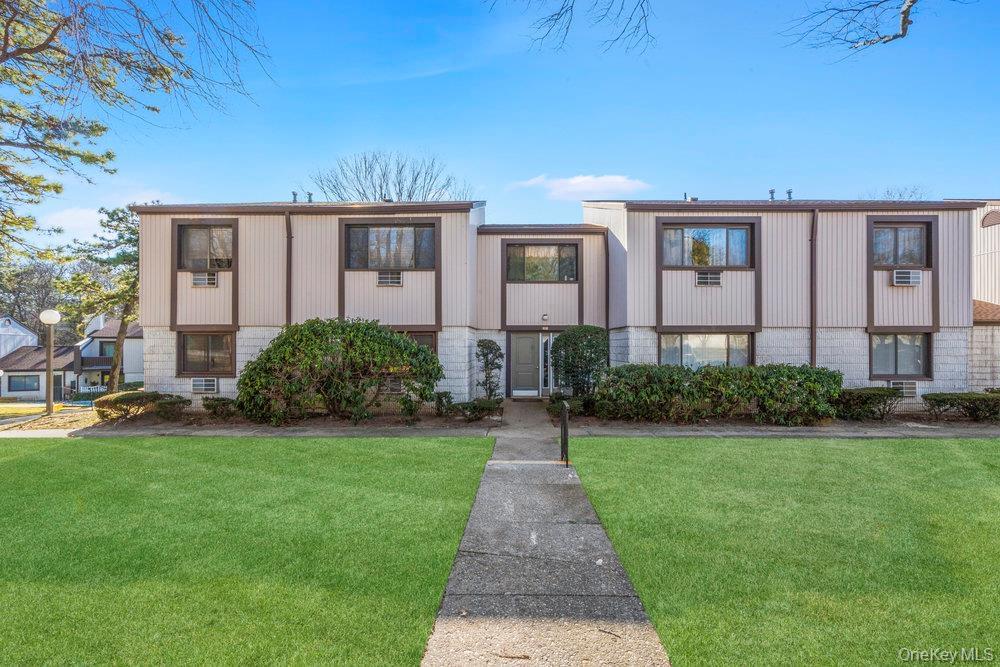 41 Richmond Boulevard Unit: 2B