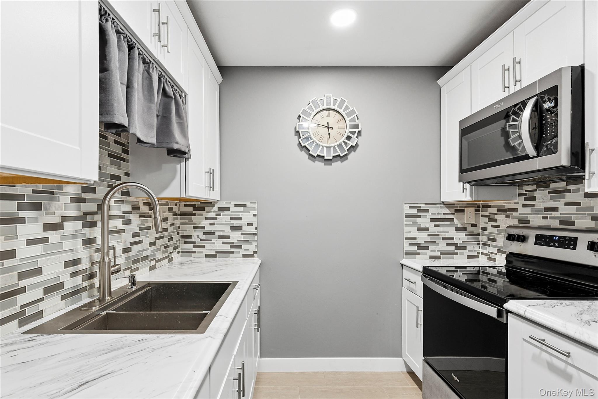41 Richmond Boulevard Unit: 2B