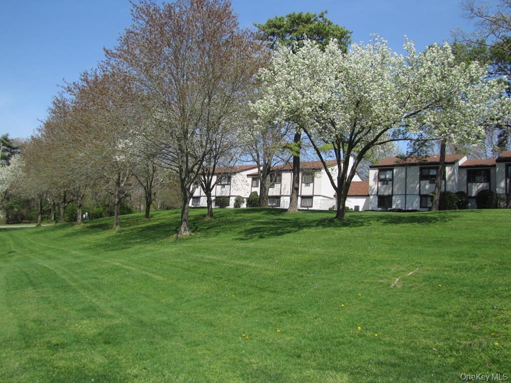 41 Richmond Boulevard Unit: 2B