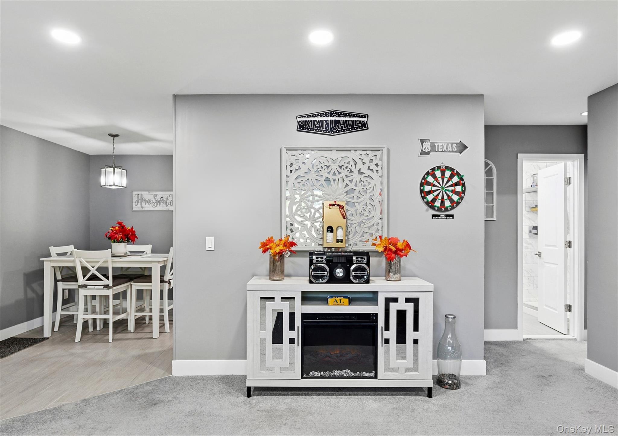 41 Richmond Boulevard Unit: 2B