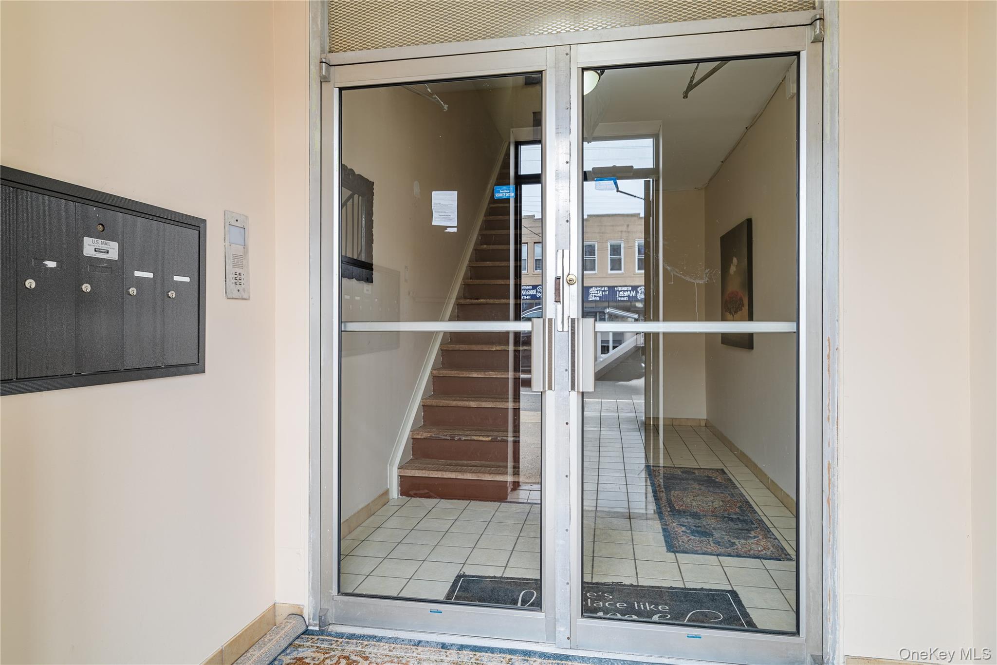 402 Jericho Turnpike Unit: 1