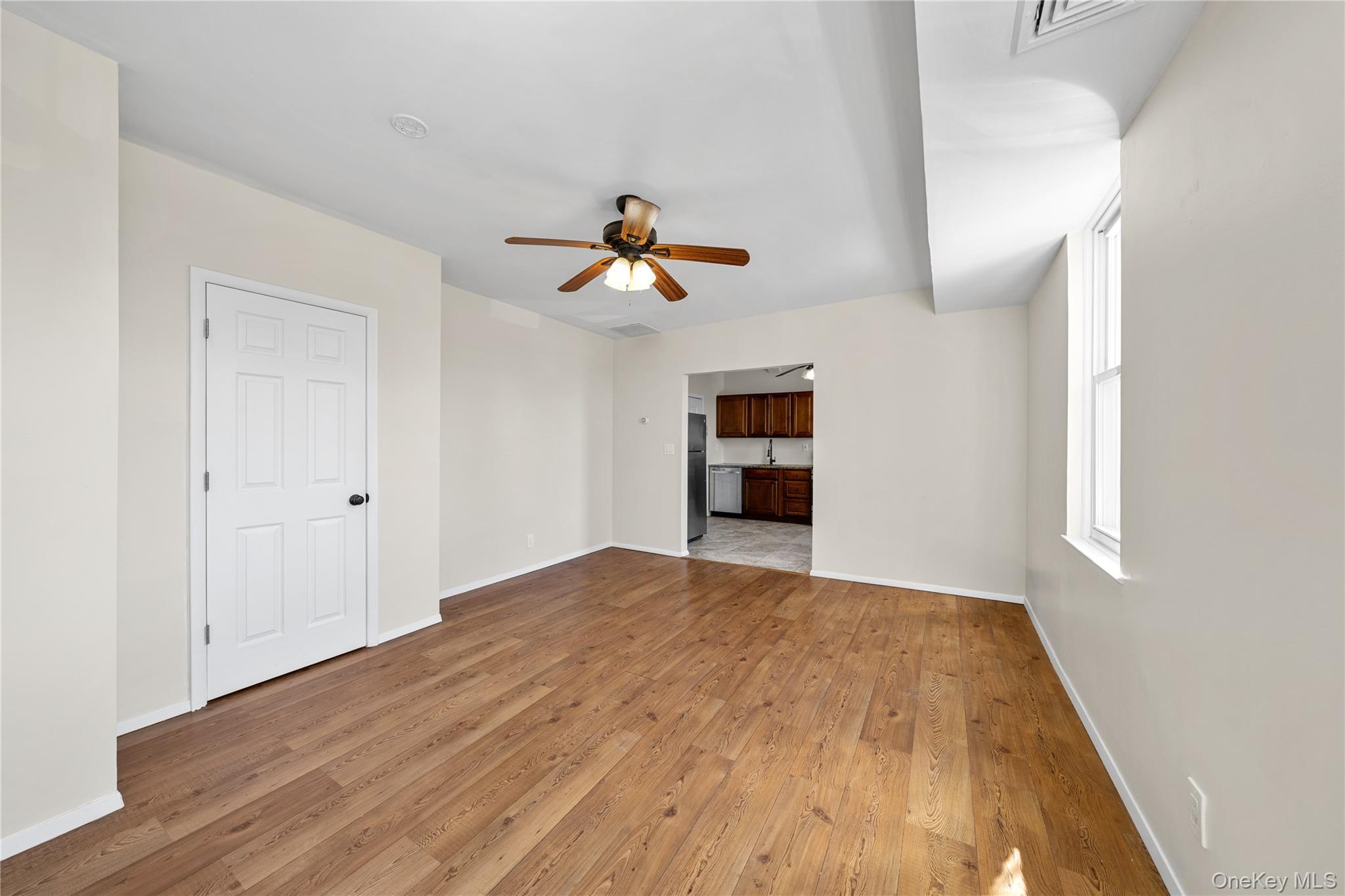 402 Jericho Turnpike Unit: 1