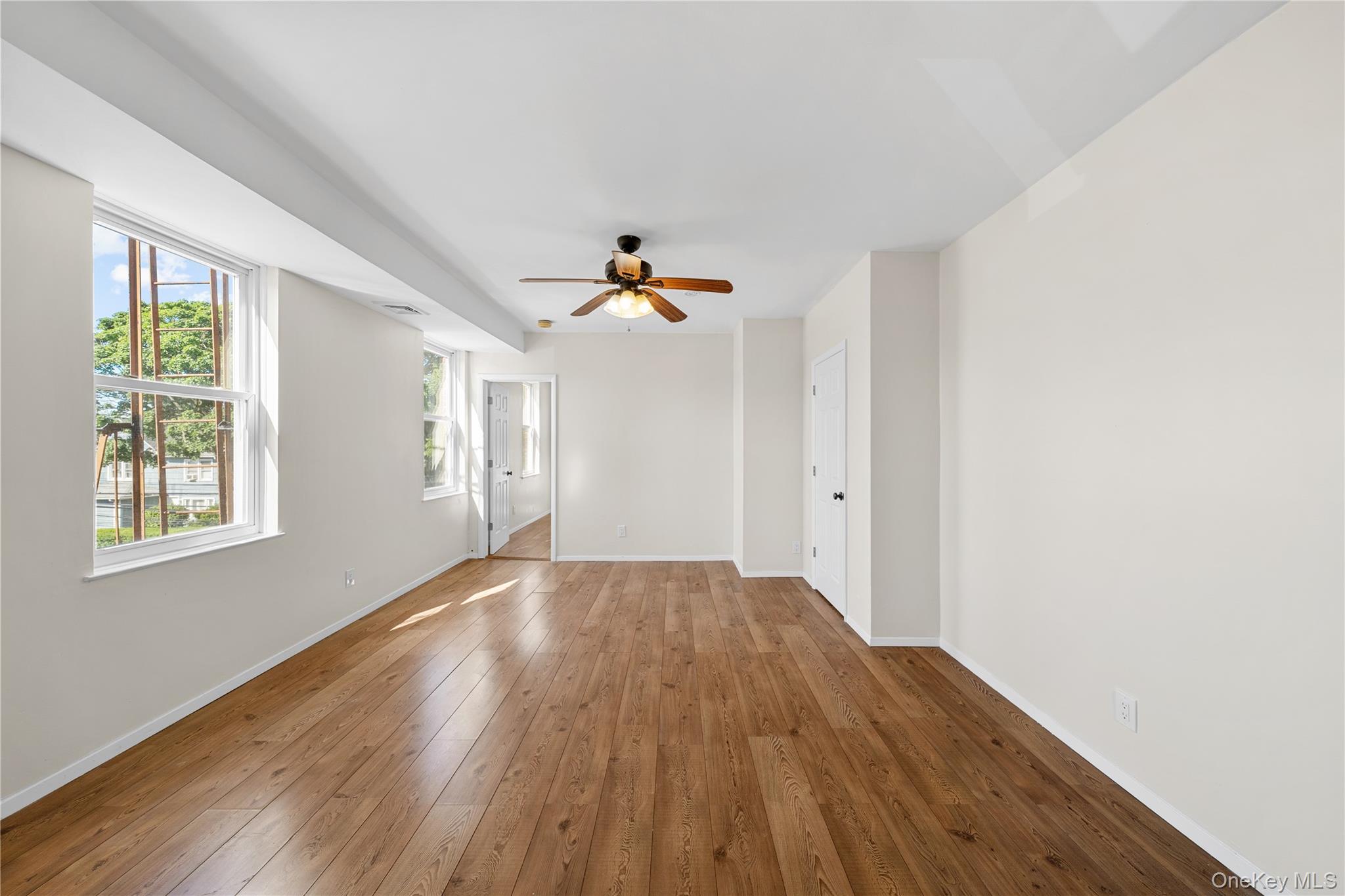 402 Jericho Turnpike Unit: 1