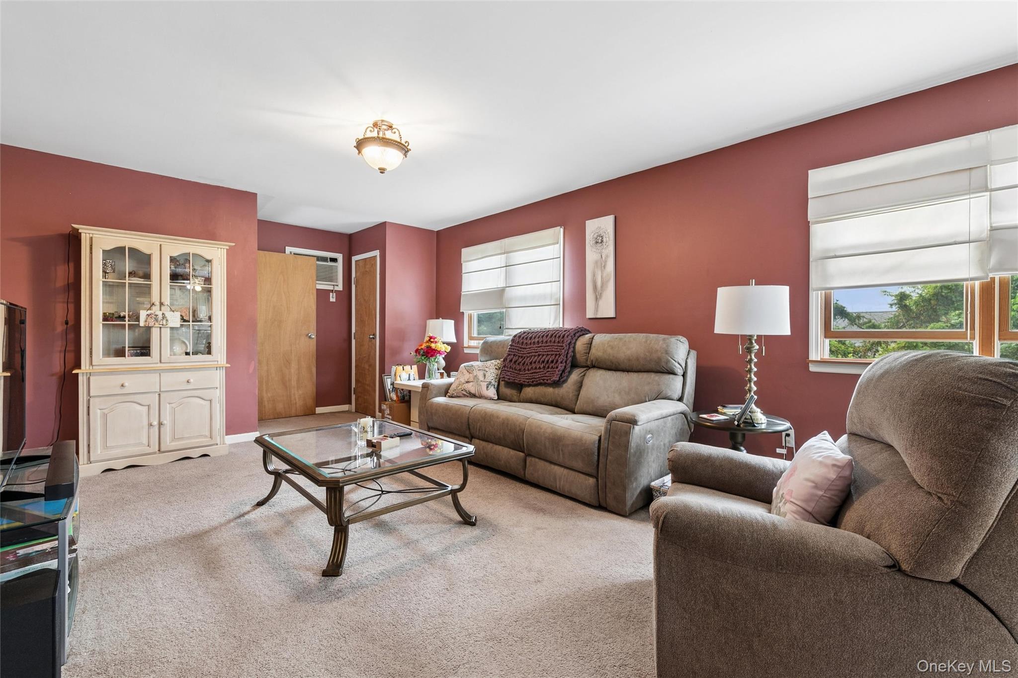 15 Willard Avenue