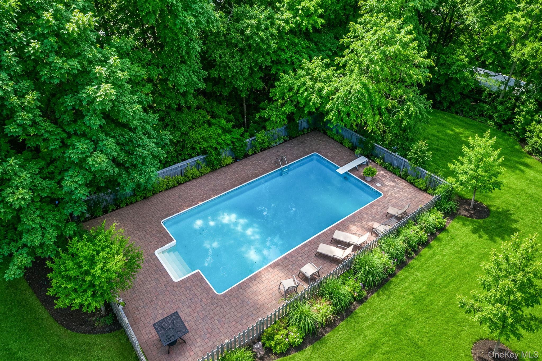 612 Blue Point Road