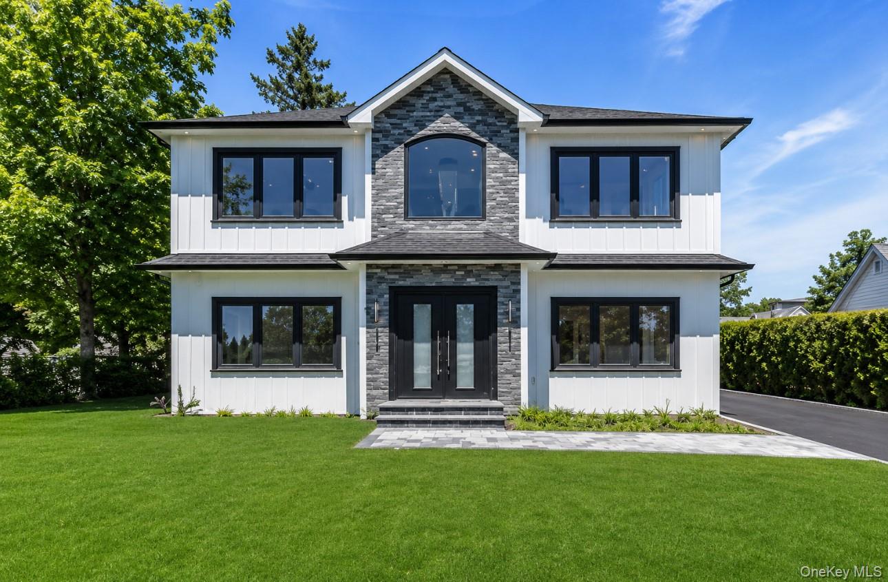 118 W Cherry Street