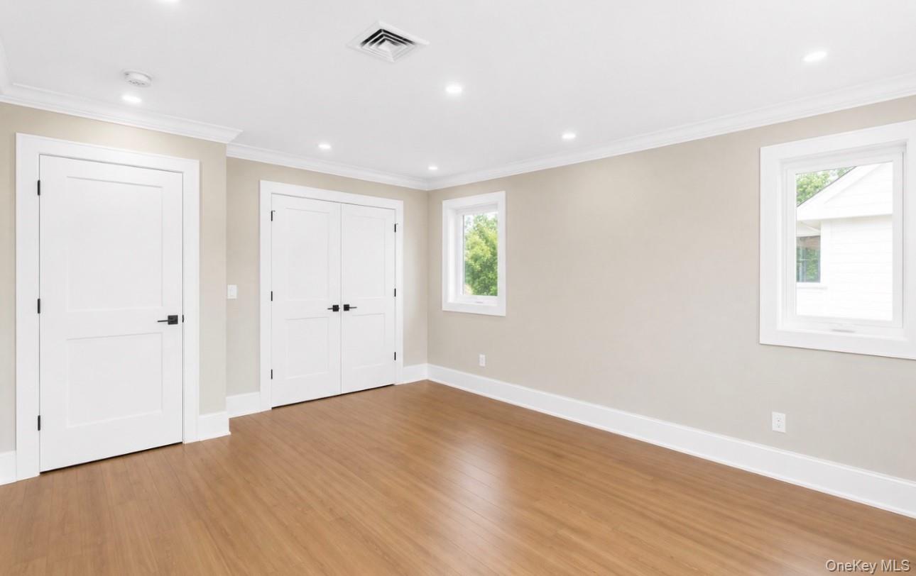 118 W Cherry Street