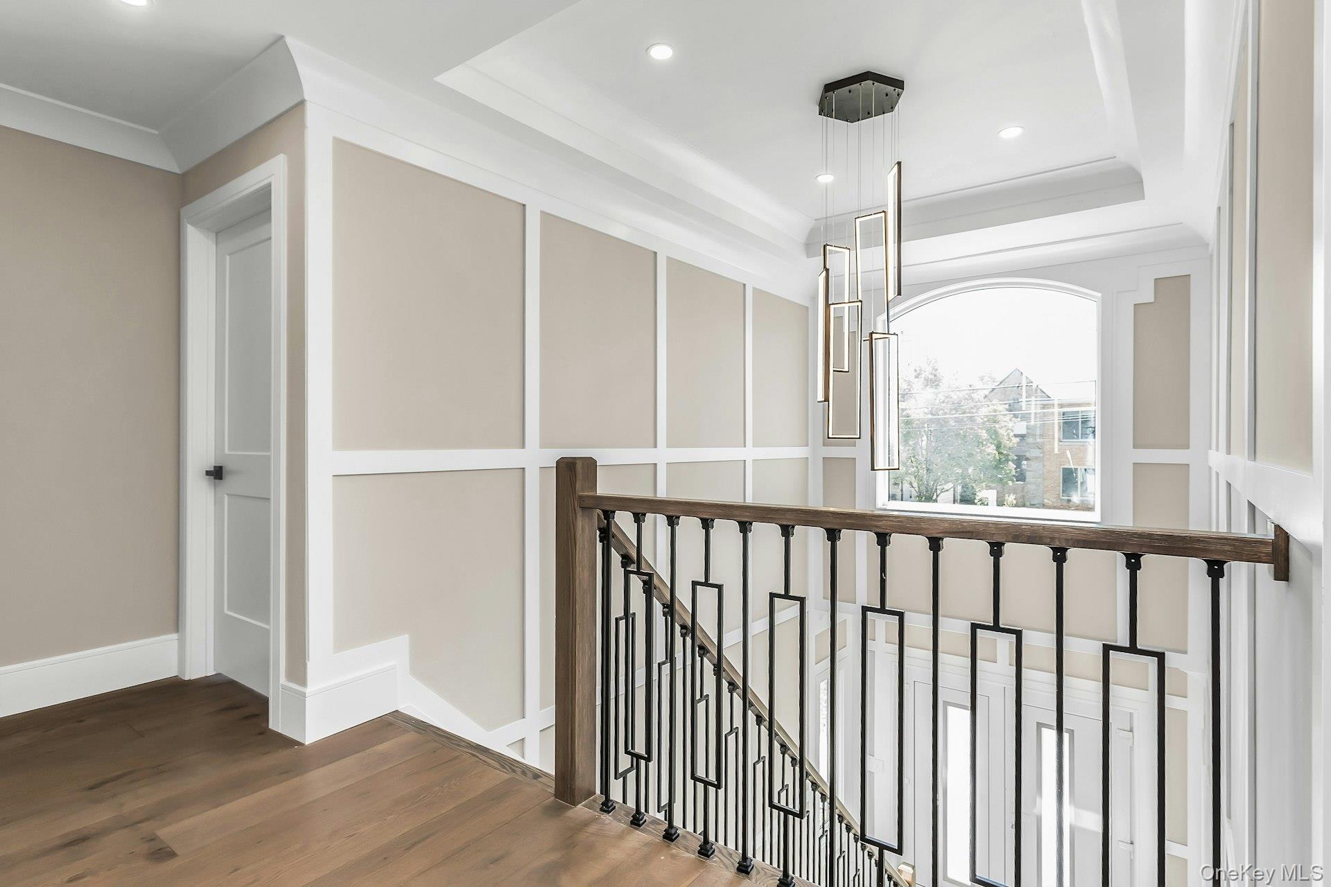 118 W Cherry Street