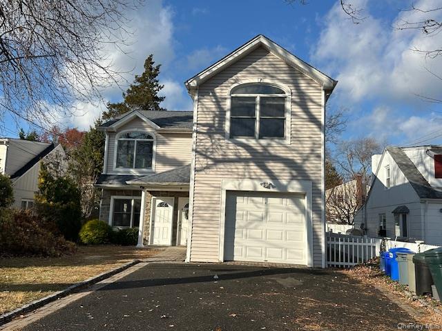 11 Nesaquake Avenue Unit: 1st Fl